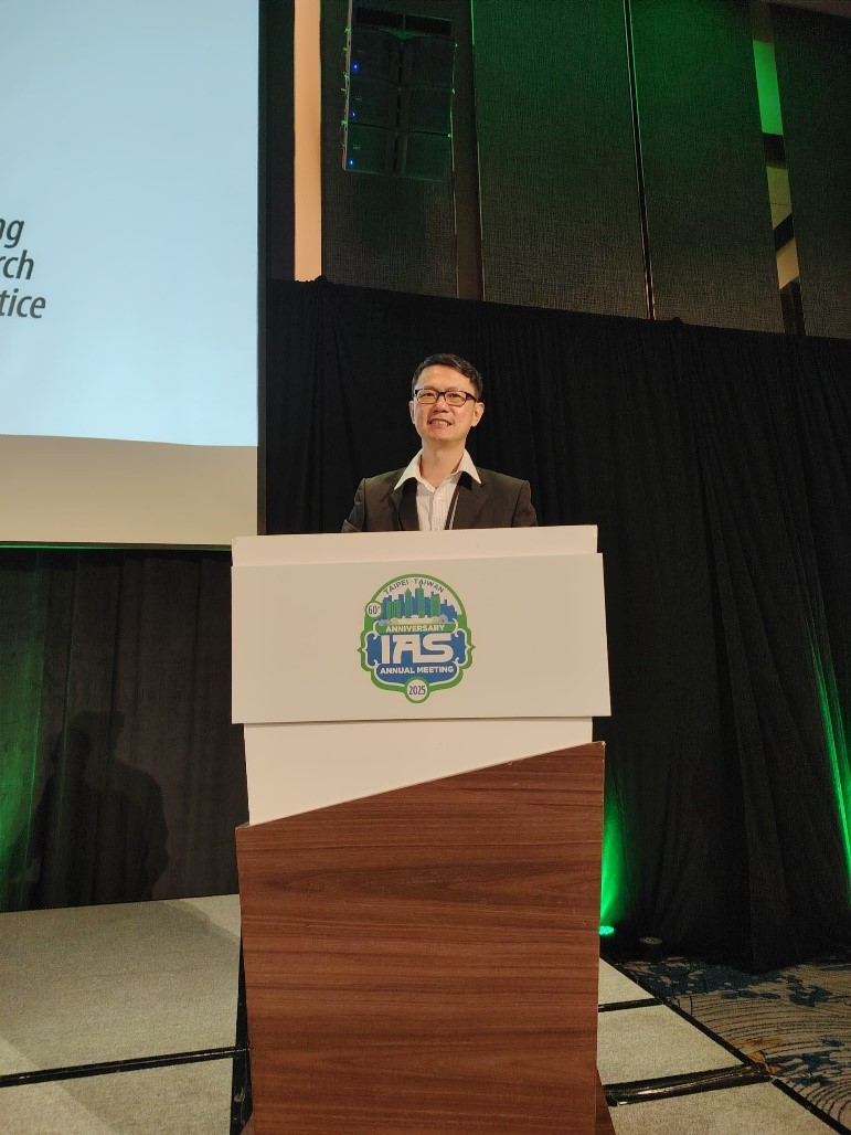 Dr Chua presenting his papers to international experts