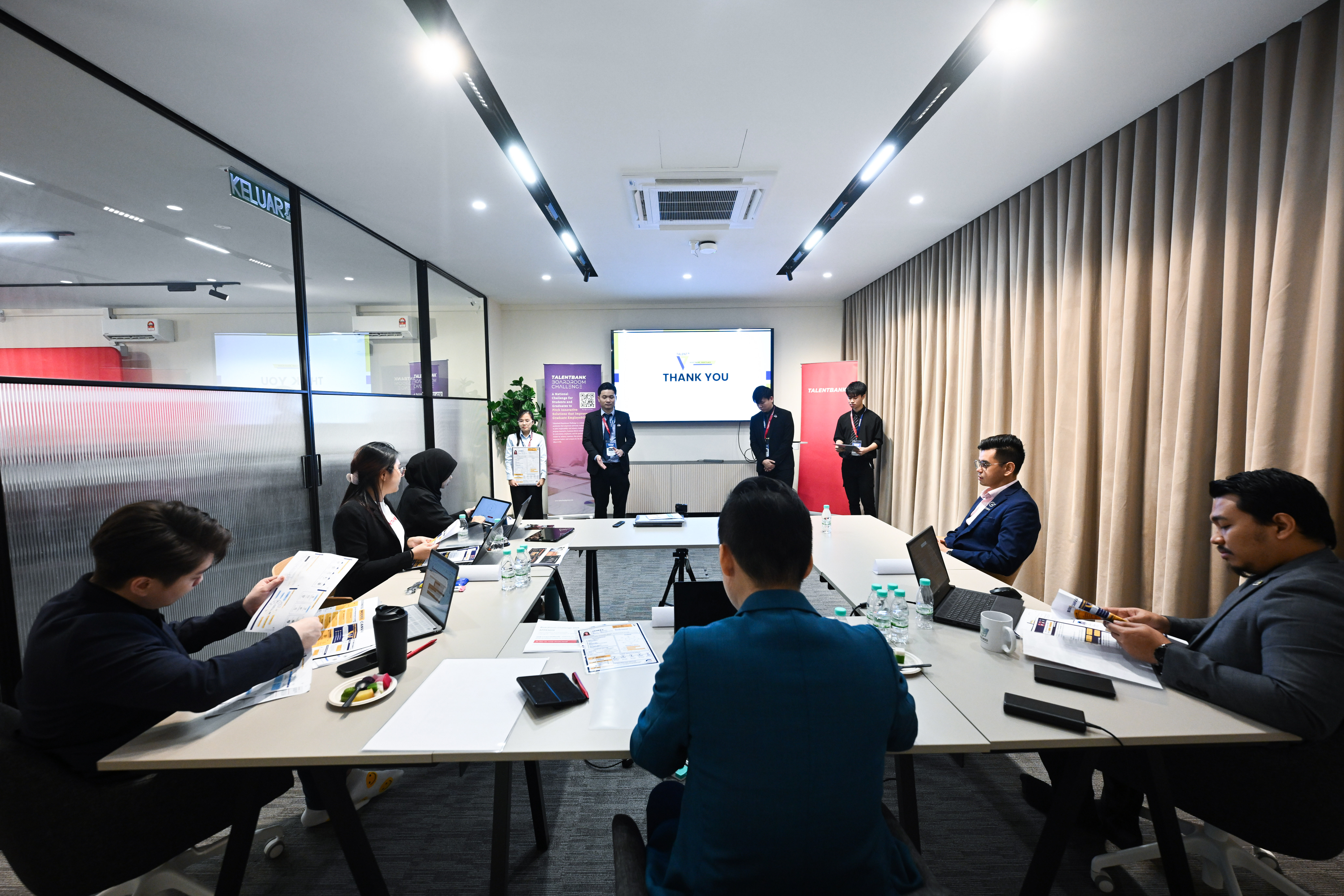 Team Talent V presenting their project (Photo credit: Talentbank)