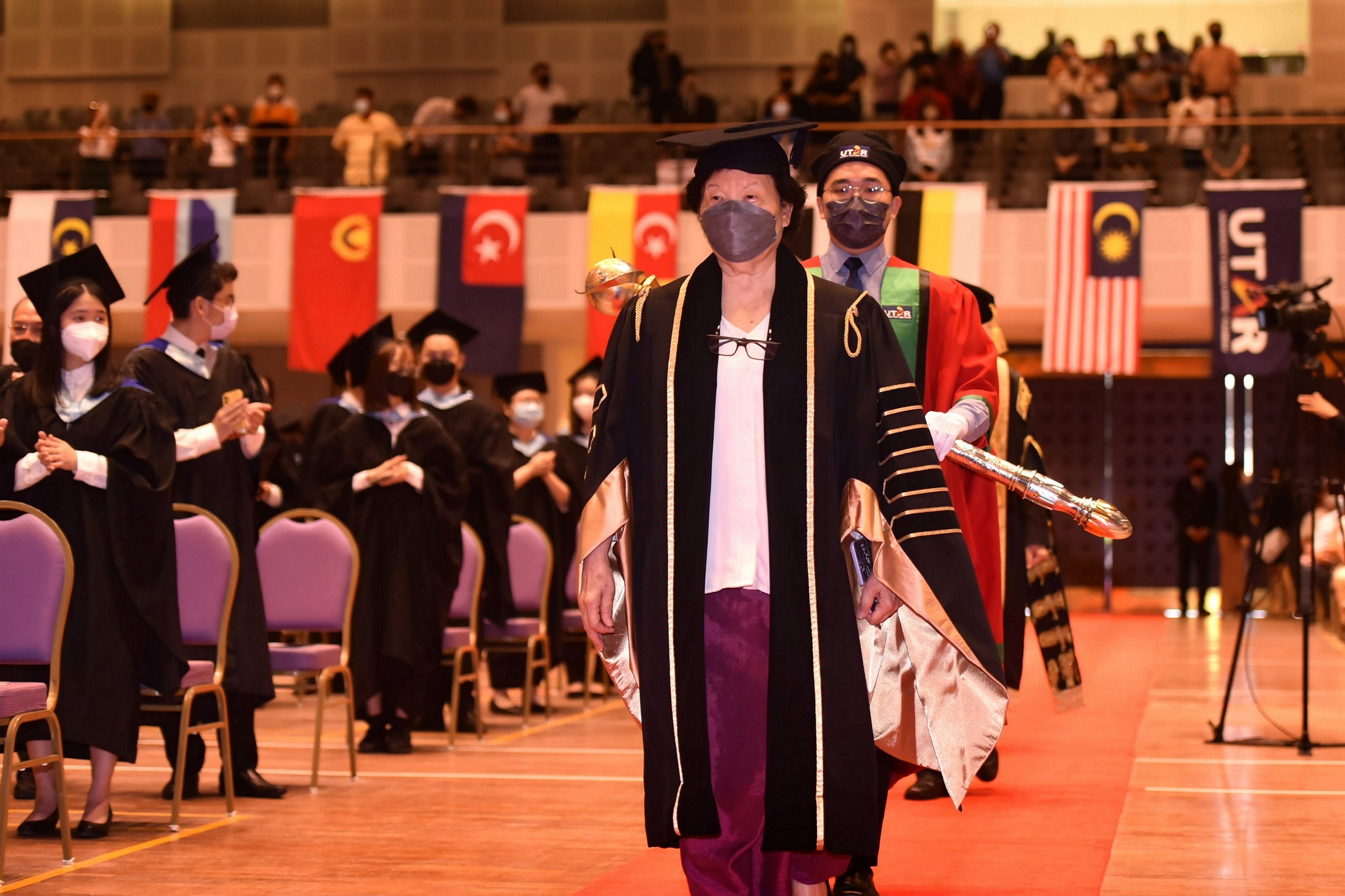 UTAR Registrar Yim Lin Heng Leading The Main Procession