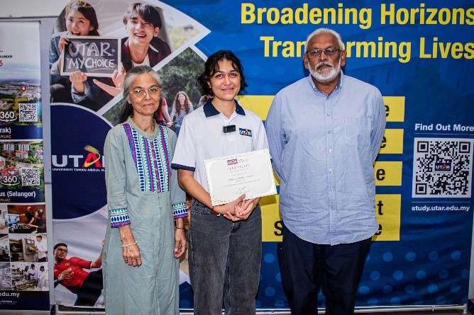 Scholarship recipients and their guardians