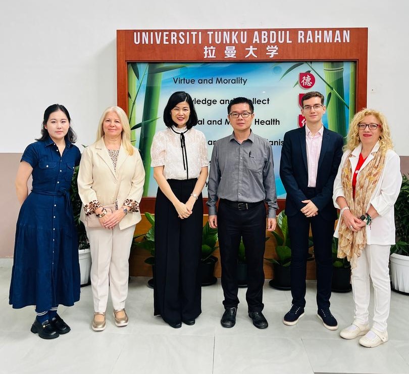 UJA delegates engaging in an academic collaboration session at UTAR Sungai Long Campus 