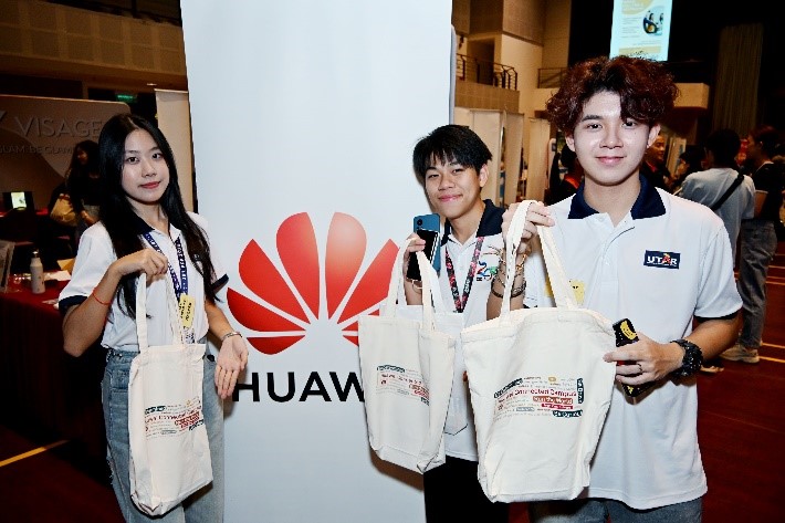 All smiles as participants left the fair enriched with a treasure trove of knowledge and career connections
