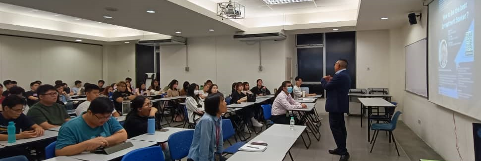 Prof Gary Tang sharing his experience