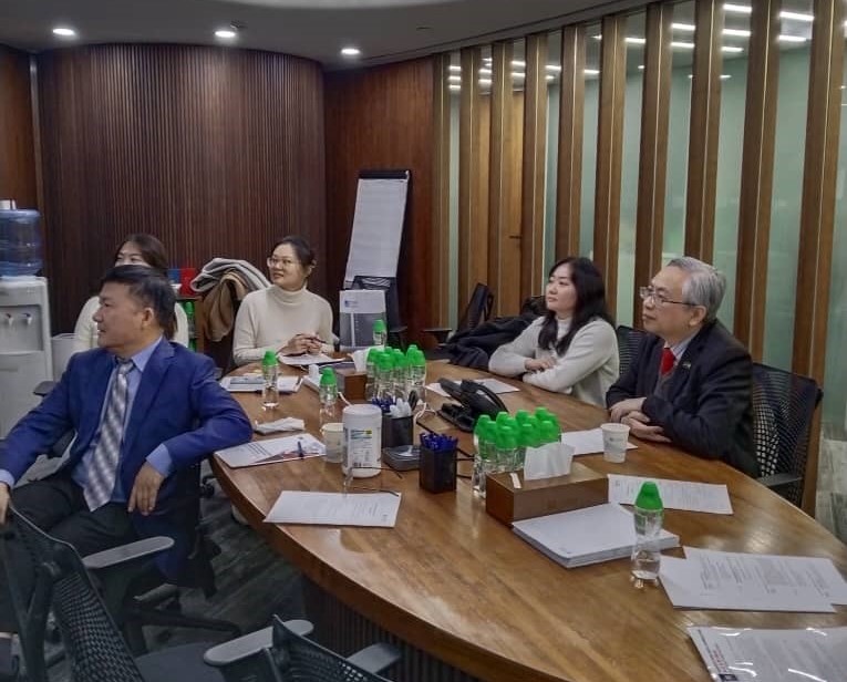 Hybrid discussion between UTAR and CKGSB in progress