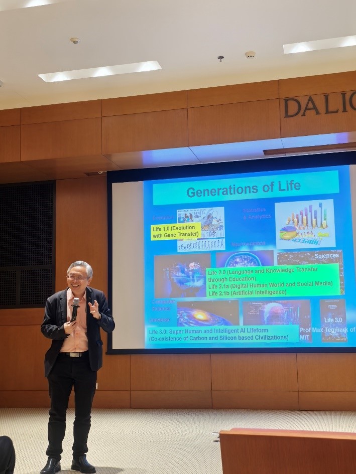 Prof Dato’ Ewe elucidating the evolution of human life 