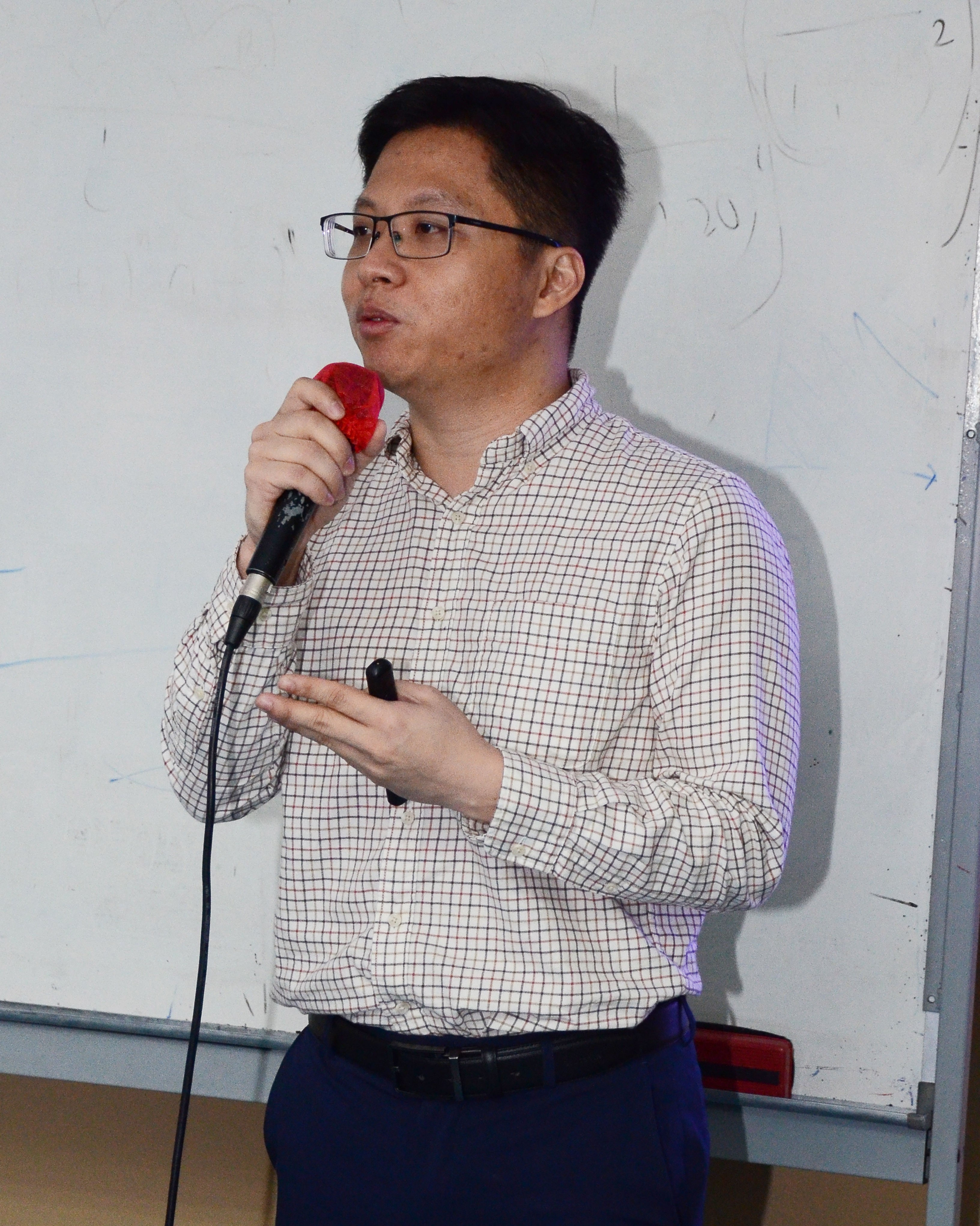 Dr Tee explaining Malaysia’s strategic advantage 