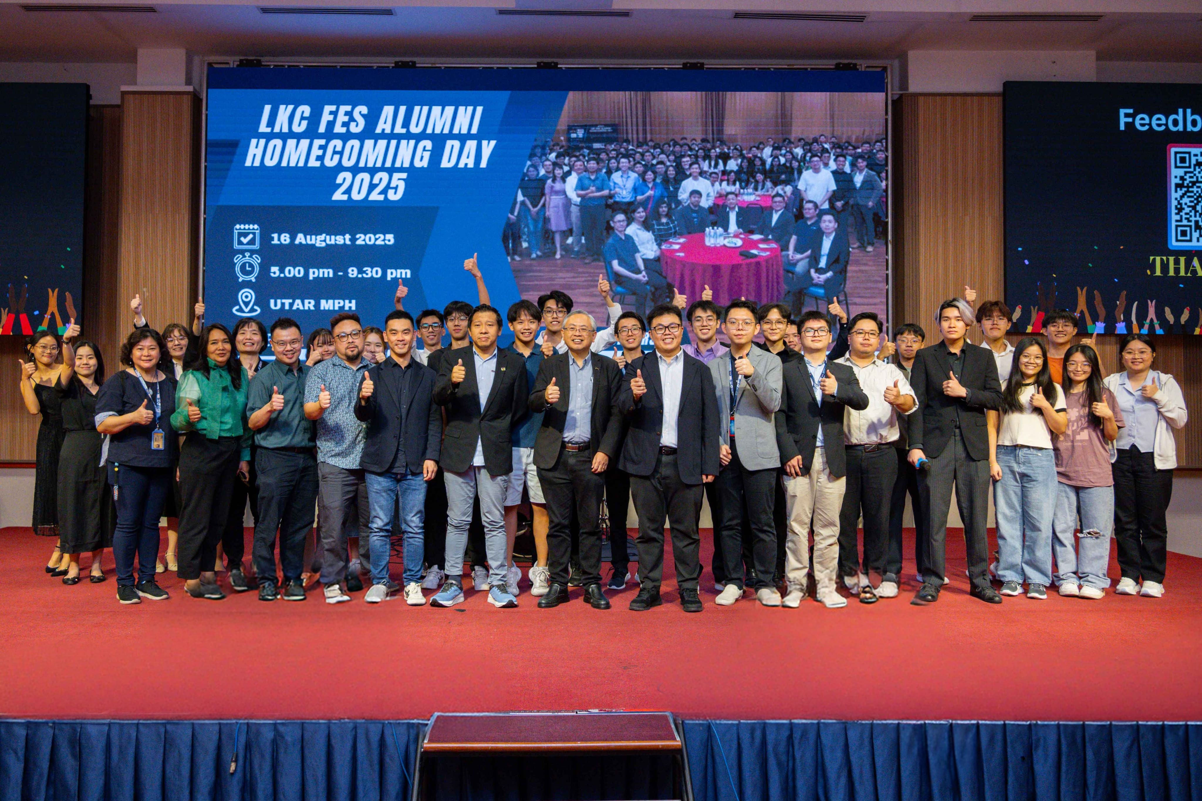Group photo of the dedicated organising committee