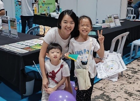 Ms Ng brings her children to explore science beyond the classroom