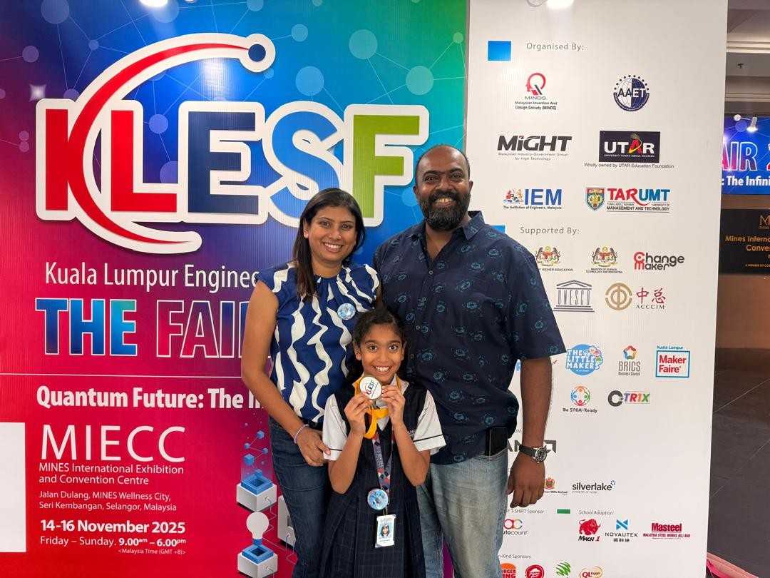 Mr Siva (right) with his wife Ms Elvina and daughter Myra 