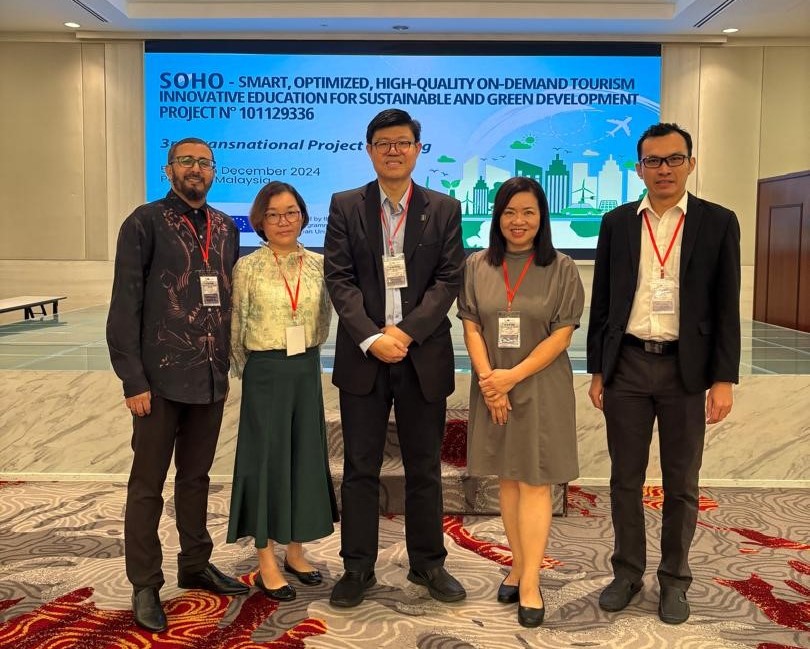 From left: Prof Abdelhak, Prof Lau, Prof Choong Chee Keong, Dr Seow and Dr Choong Yuen Onn at the Grand Ballroom of the Gurney Bay Hotel