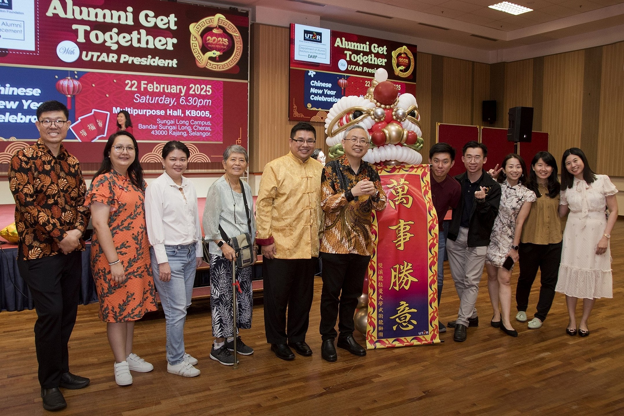 Group photo with Prof Ewe