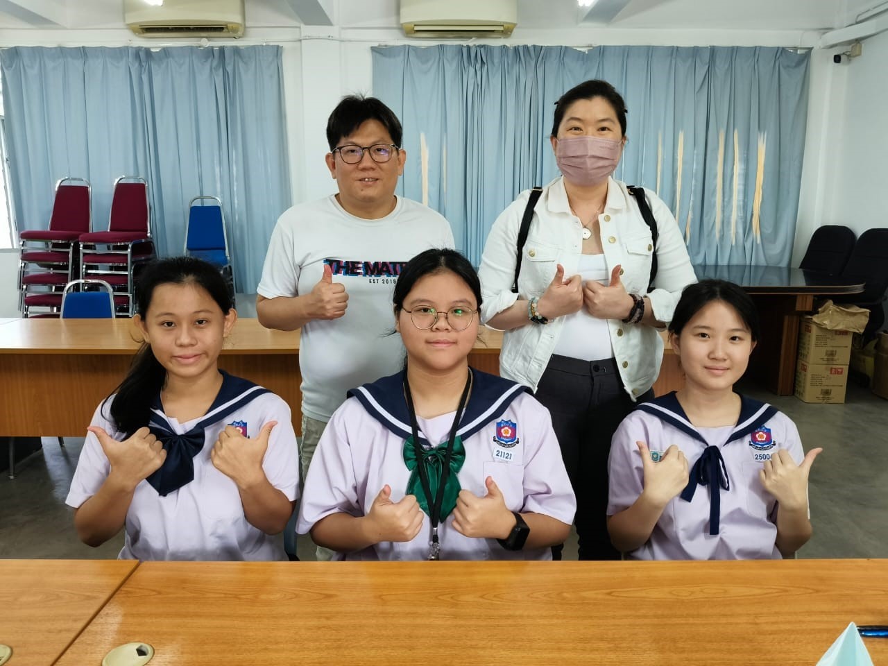 Front row (from left): Shu Zi Nin, Goh Hui Ying, Lee Xin Hui