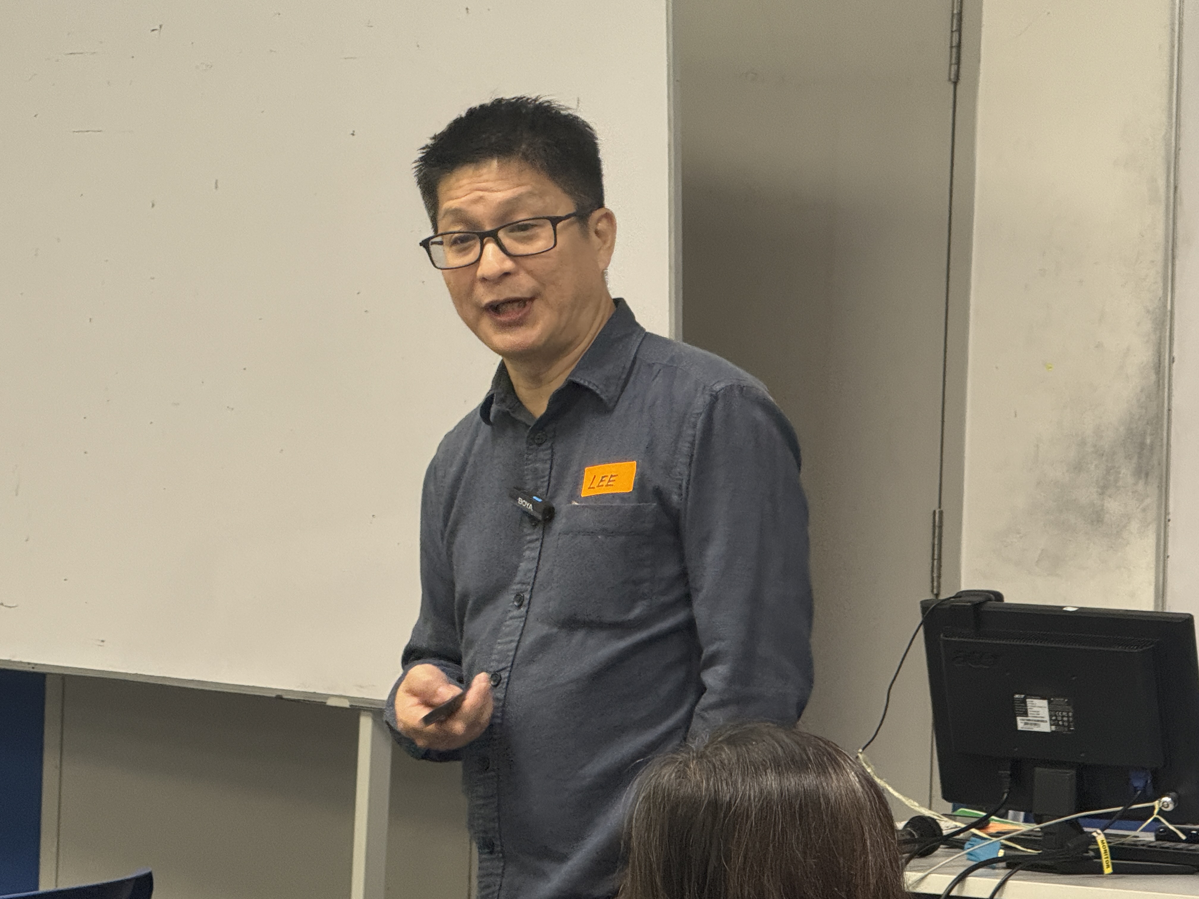 Mr Lee