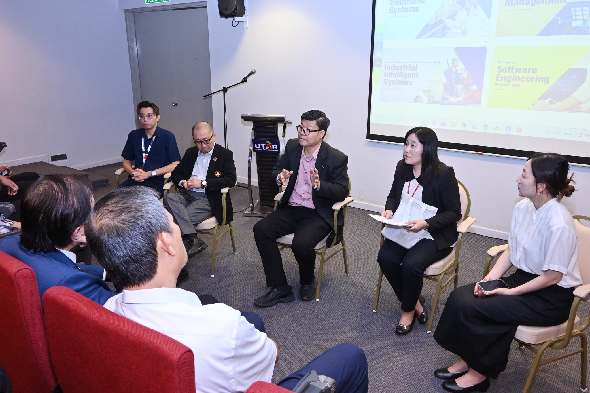 Academic and research discussion