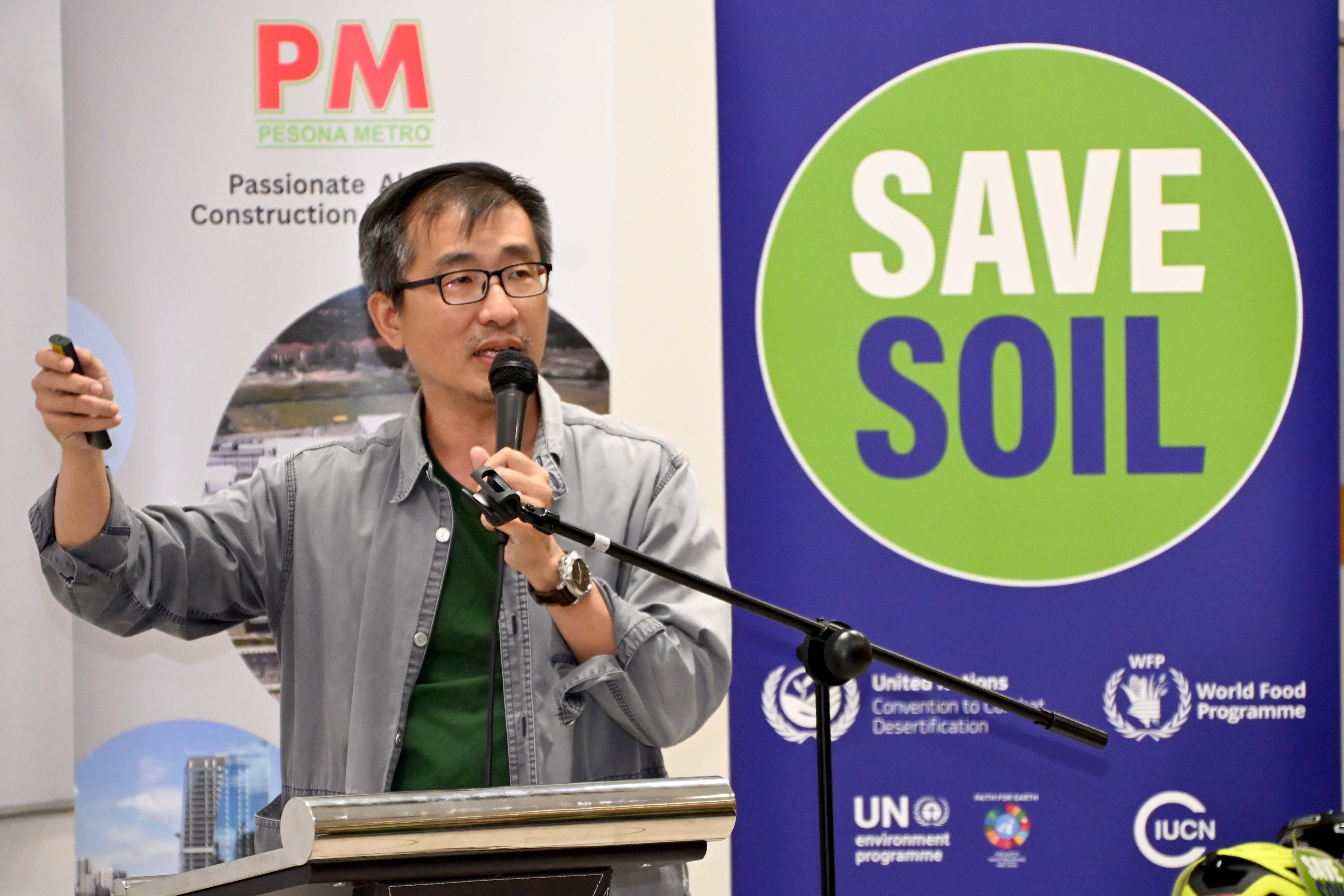 Ar Alan Teh highlighting the integration of urban farming in sustainable architectural design