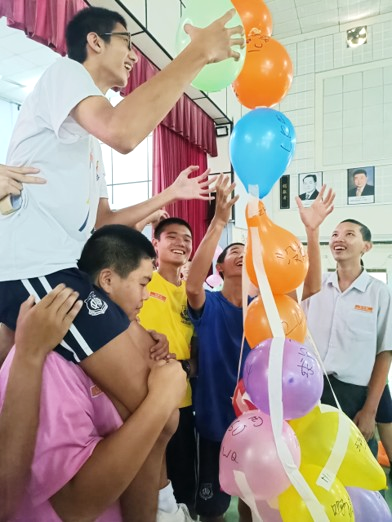 Students immersing themselves in team-building activities at SMJK Shing Chung