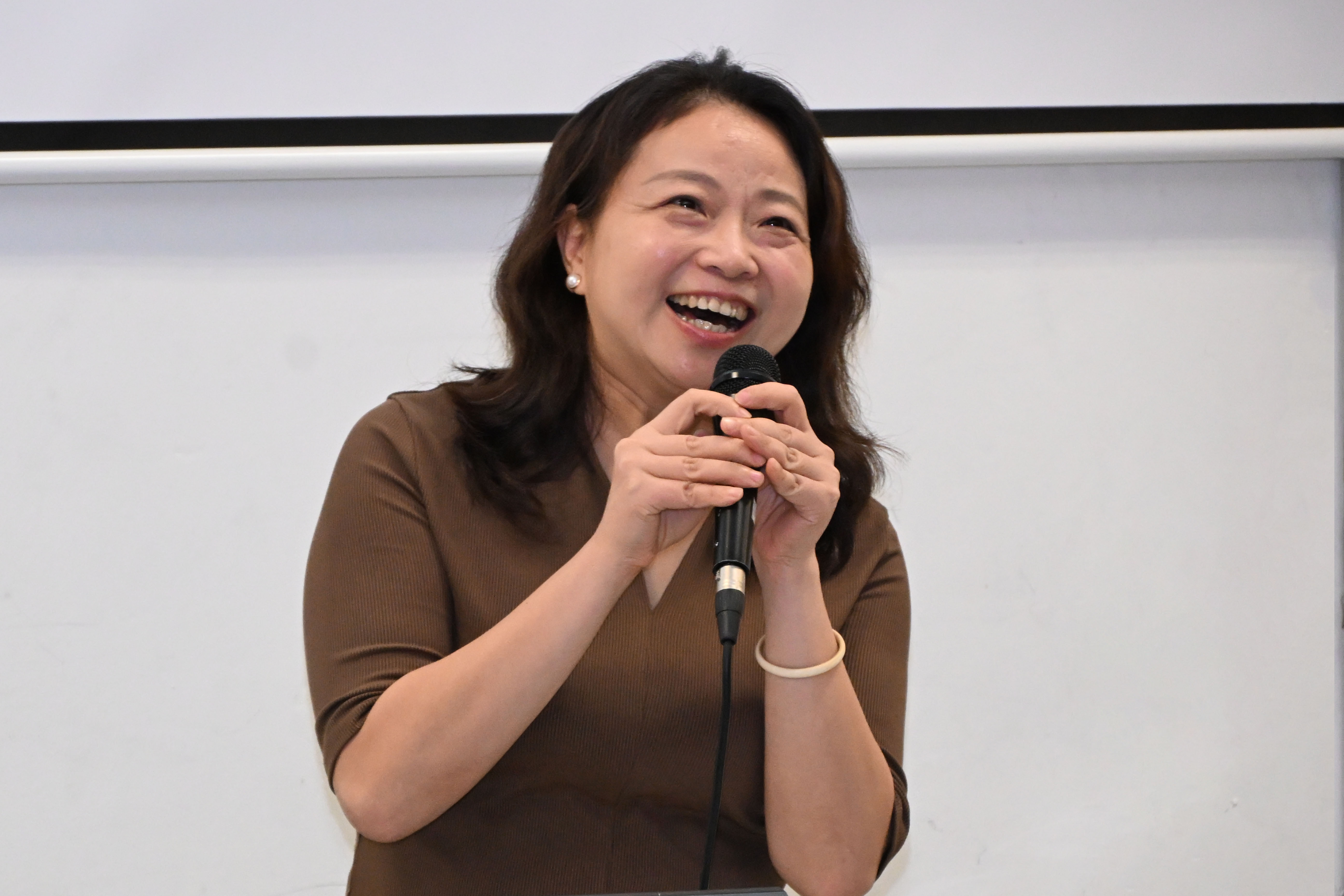 Prof Tu