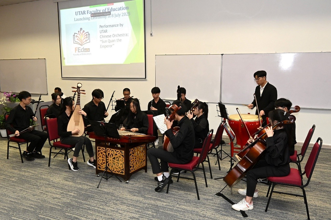 UTAR Chinese Orchestra performance setting a celebratory tone for the occasion