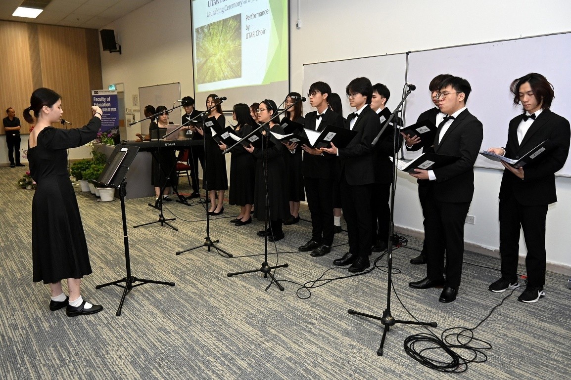  When You Believe and Always with Me by the UTAR Choir team from Sungai Long Campus