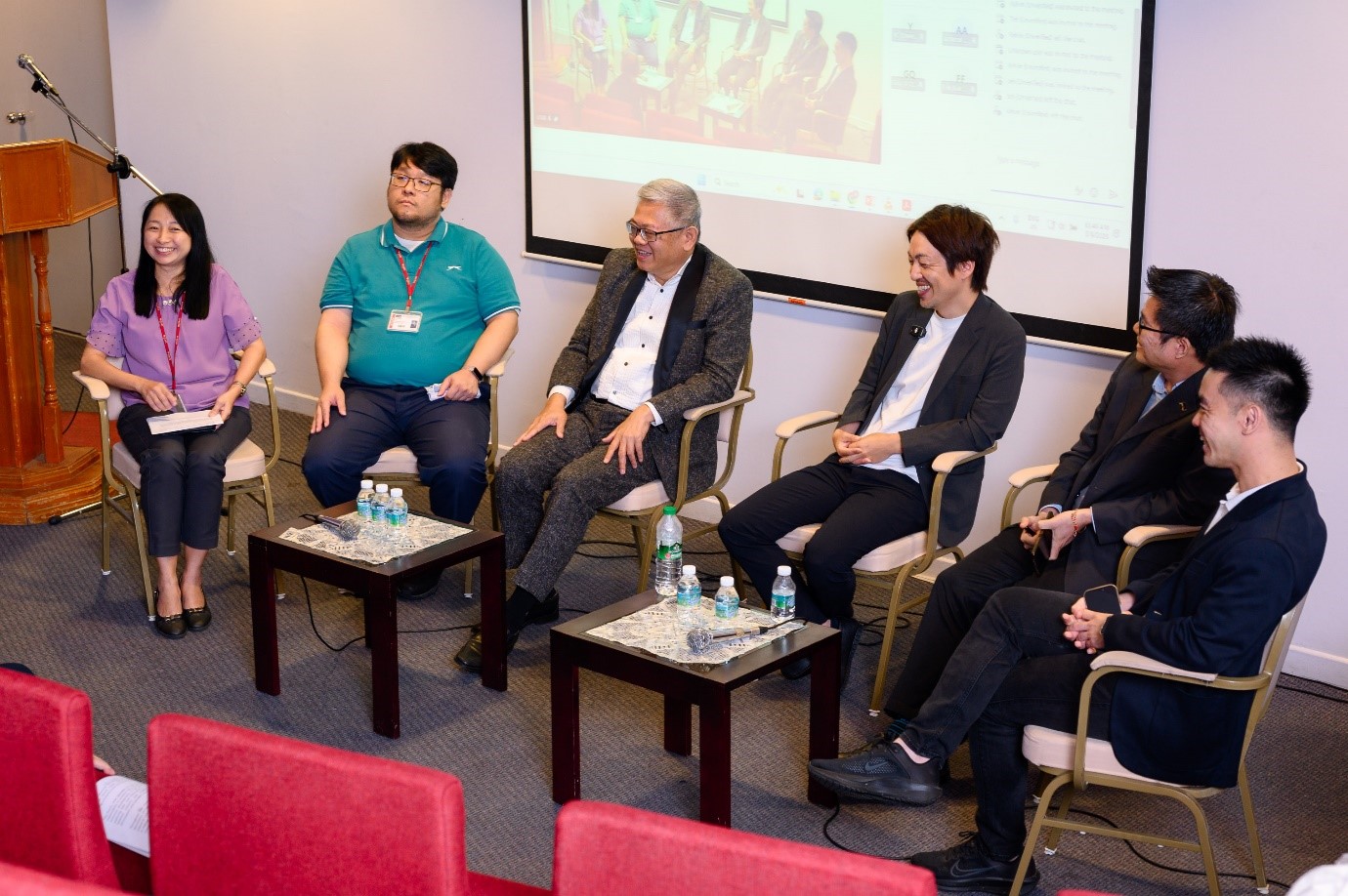 The panellists of the forum