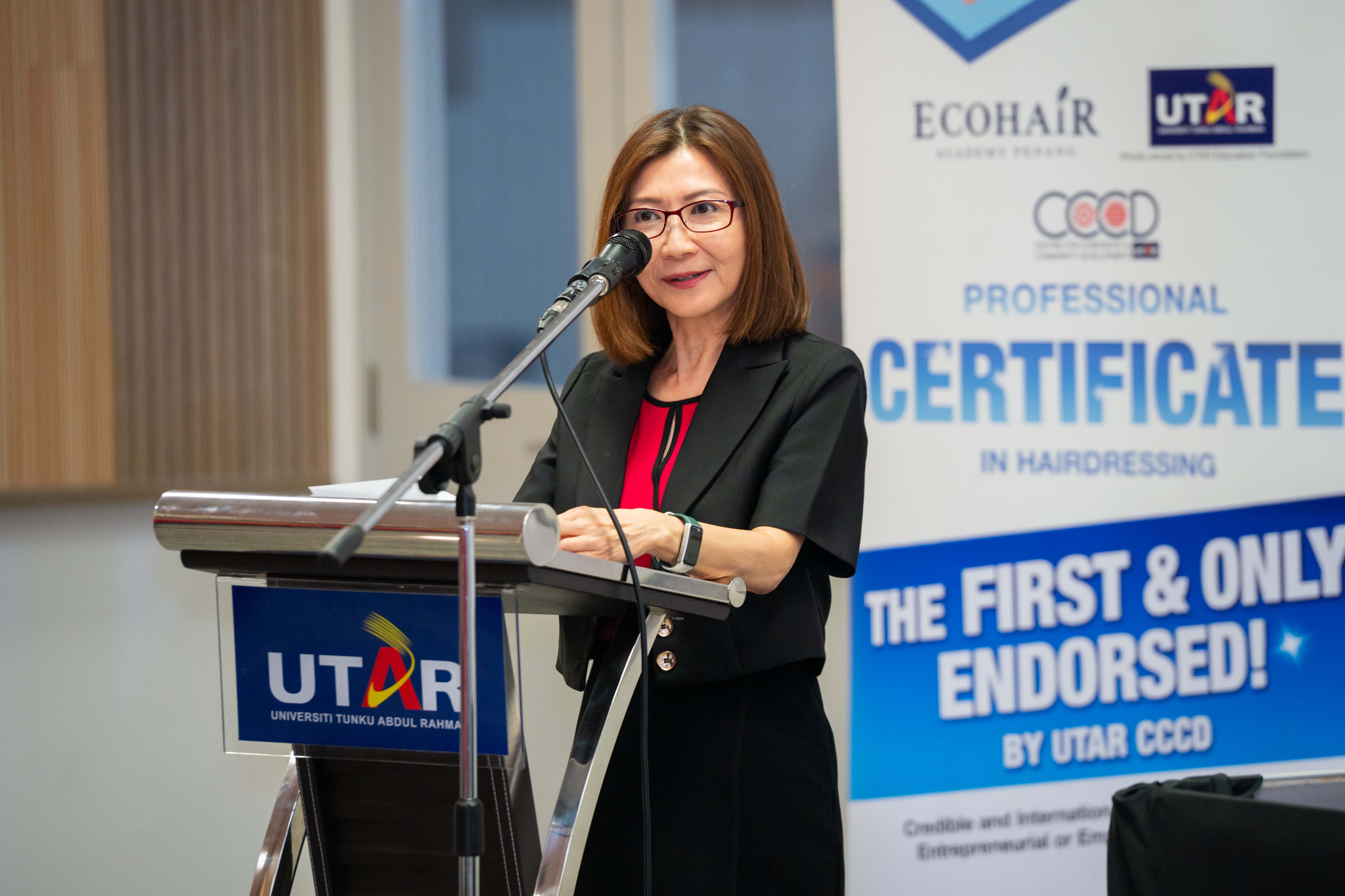 Ms Lim Guat Yen