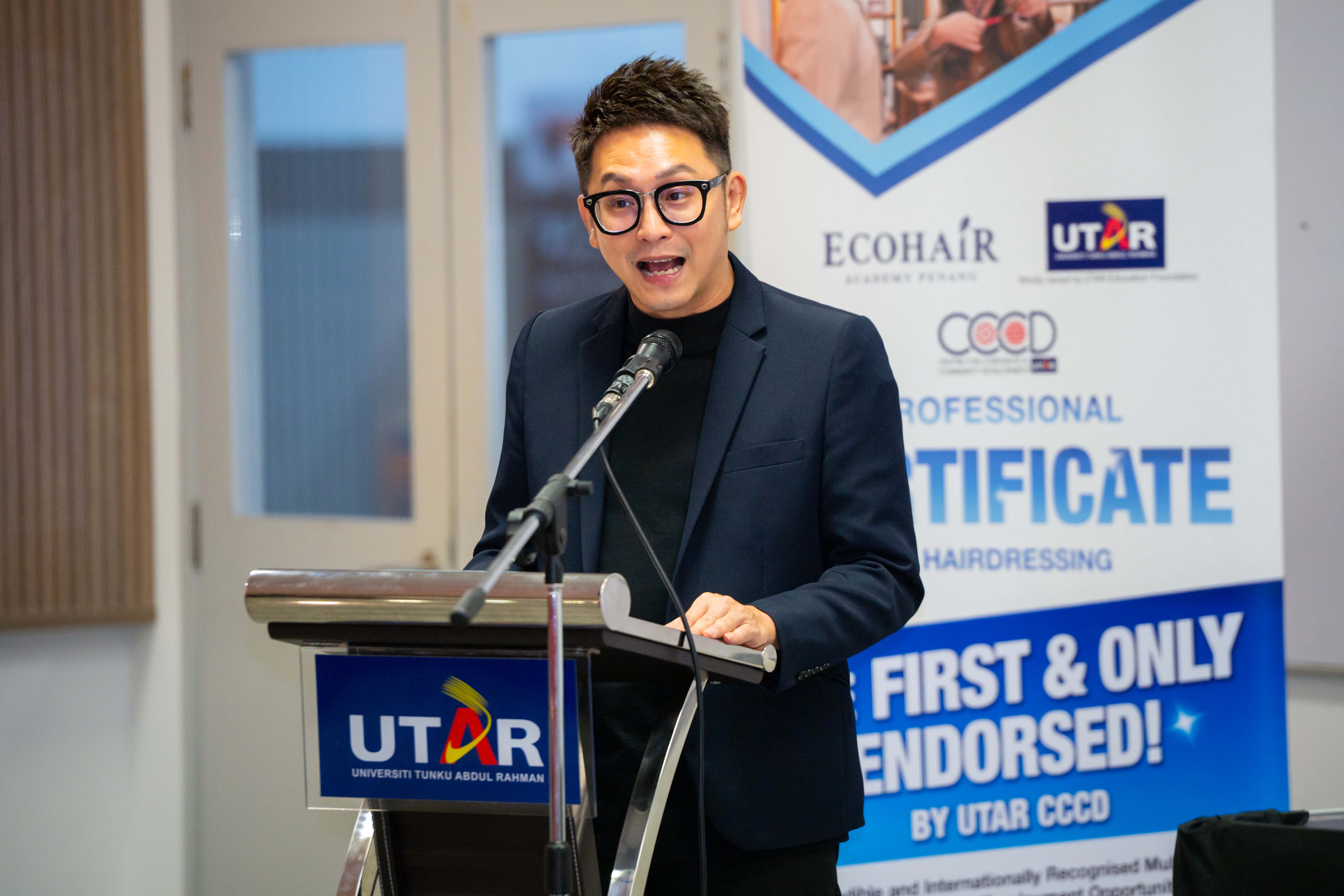 Mr Jin Tan Kean Boon