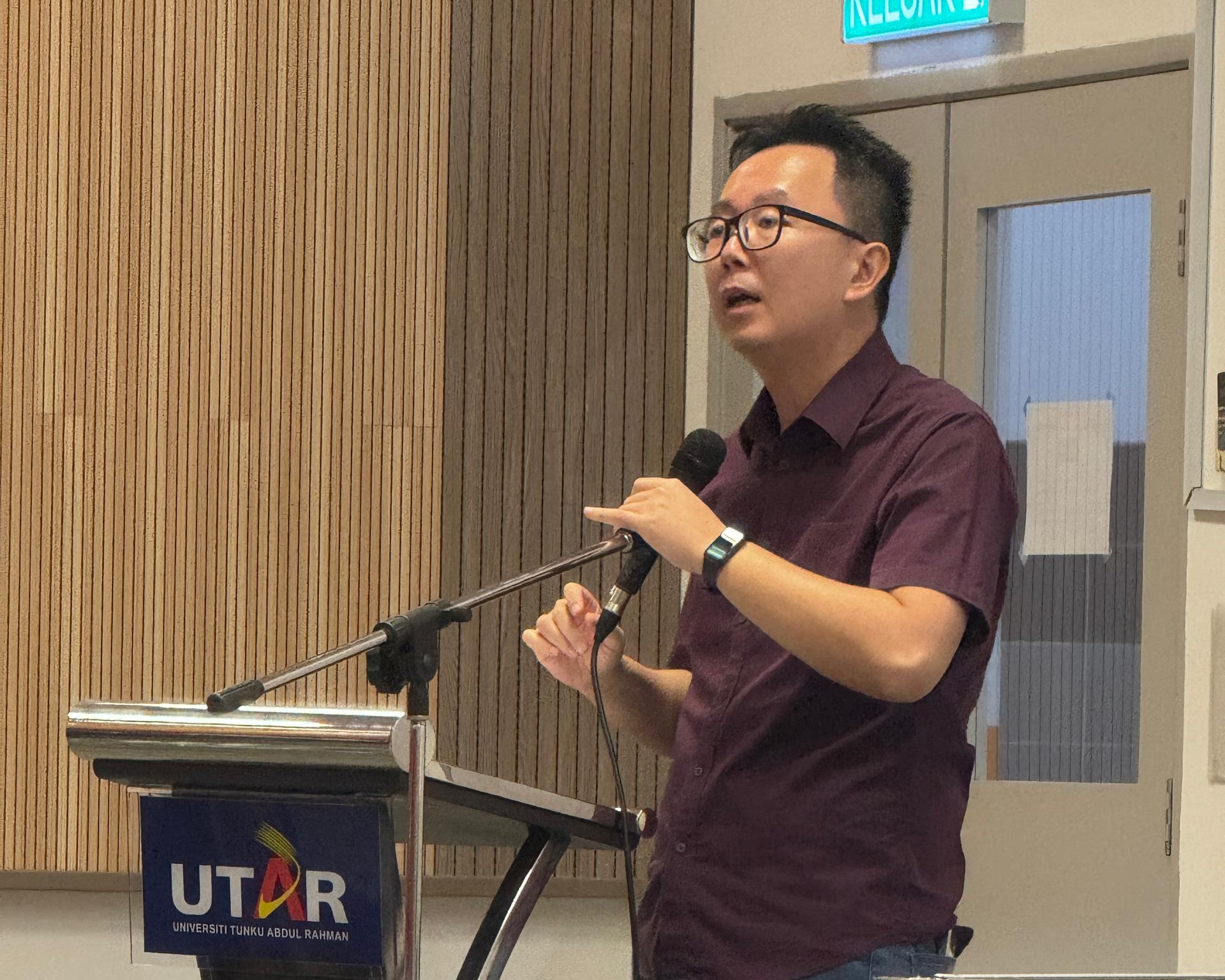 HoDs presenting the outcome of the meeting 3