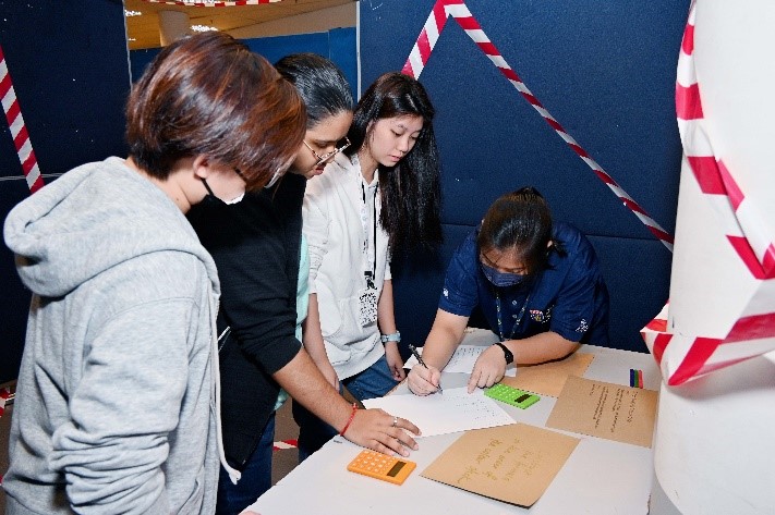 There’s no escaping the power of brainstorming at the escape room outpost