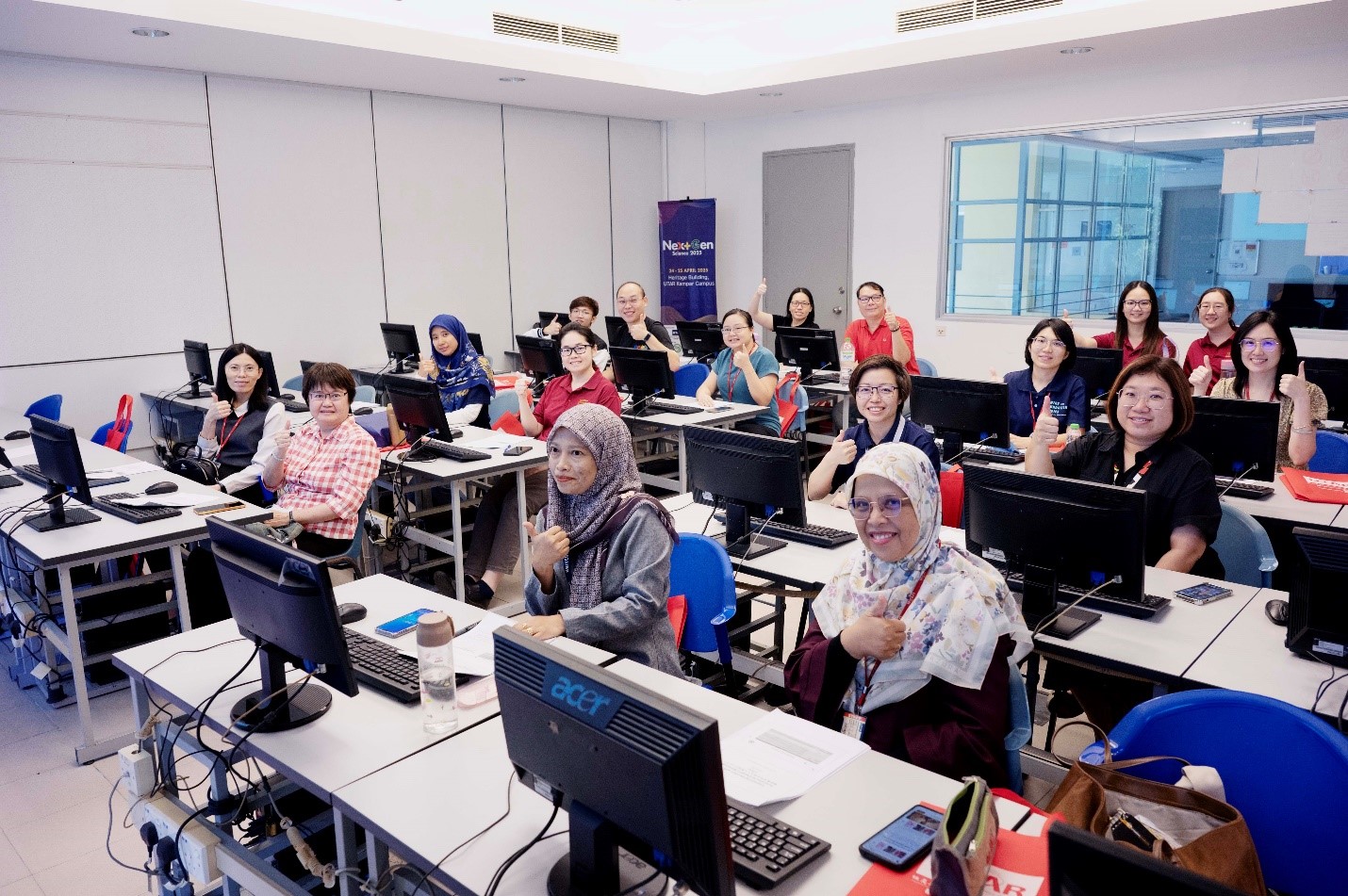 Educators by trade, learners at heart; posing for a group photograph during the Empowering Education with Generative AI (ChatGPT) workshop