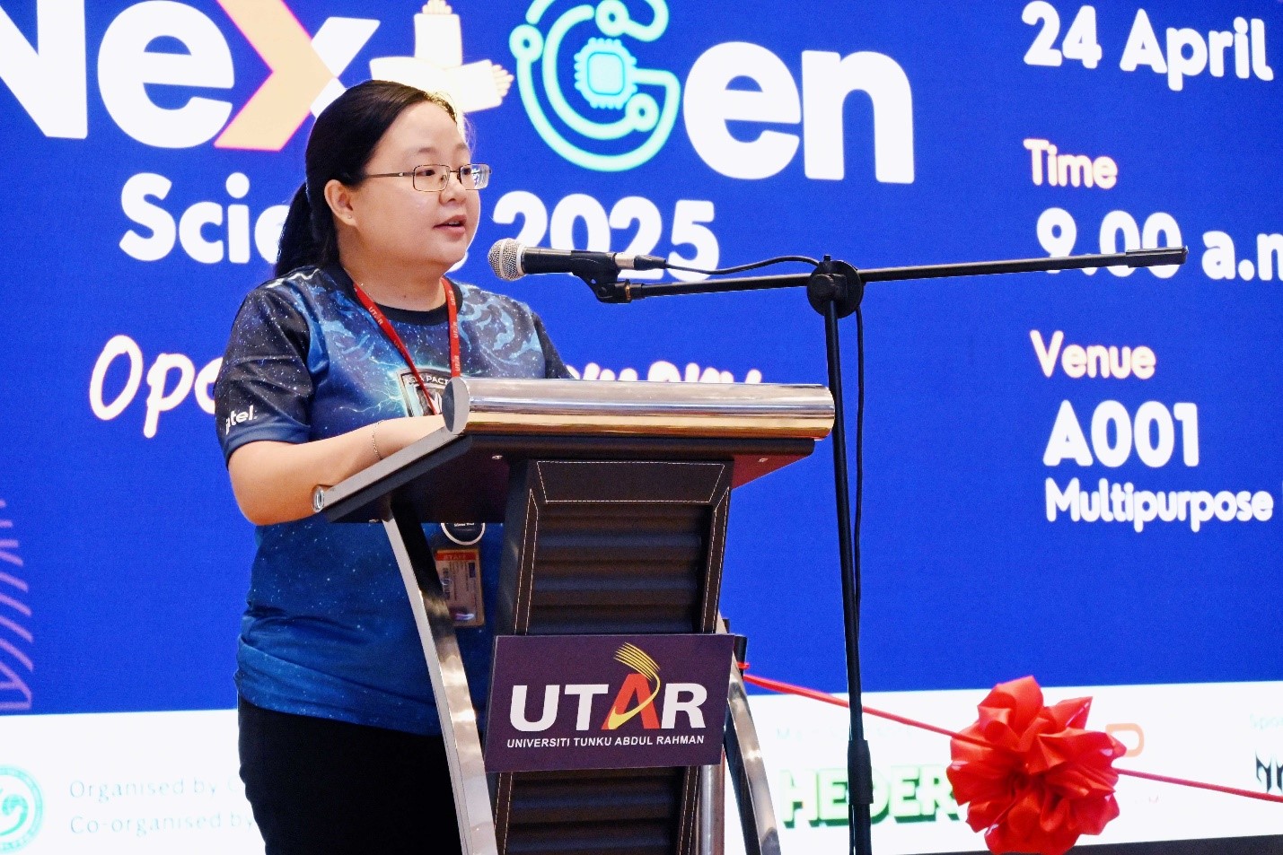 Ms Rachel Tham encouraging young minds to be inquisitive while exploring new frontiers