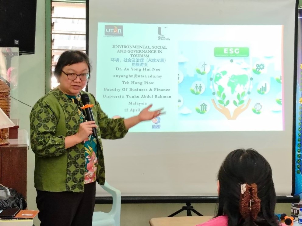 Dr Au Yong exploring how ESG principles can be integrated into tourism practices to support responsible development