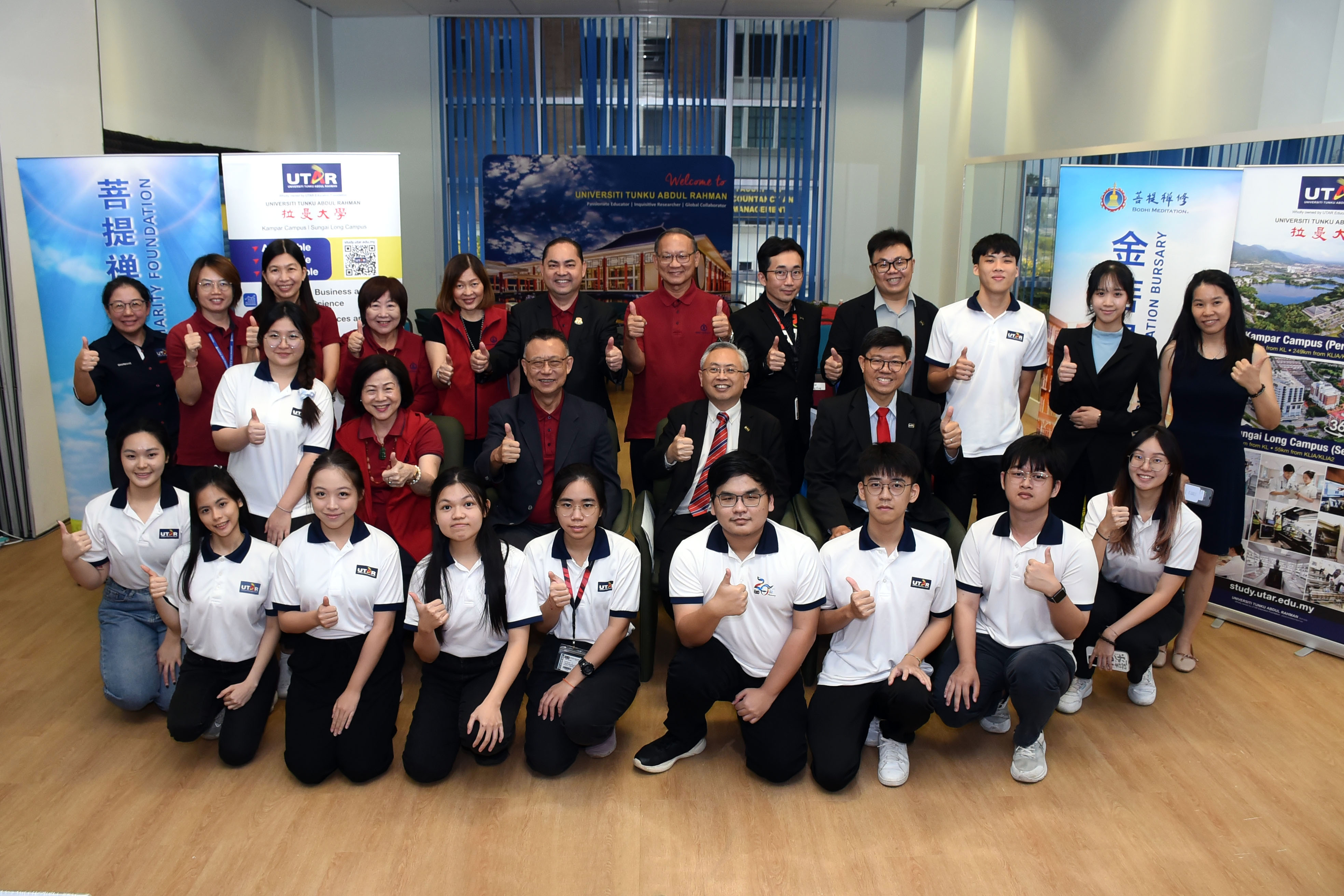 Group photo of bursary recipients with BMCF and UTAR staff
