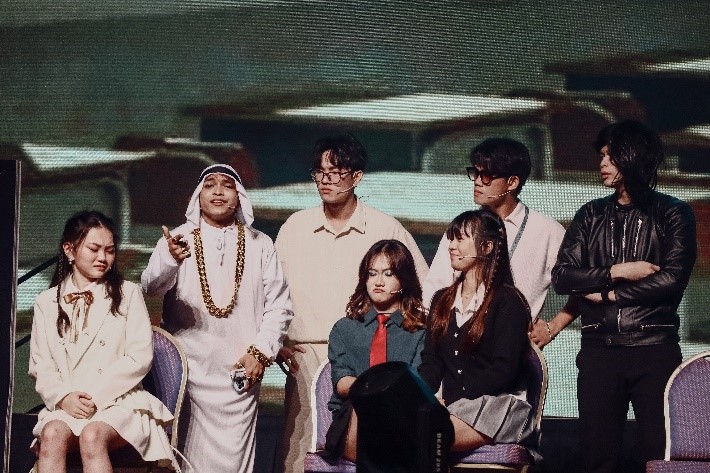 Both drama performances introduced a vibrant cast of colourful characters as the tales unfolded with quirky twists