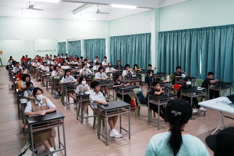 Participants taking part in the memory competition at UTAR Sungai Long Campus, UTAR Kampar Campus, TAR UMT Penang Branch and Catholic High School in Sibu, Sarawak
