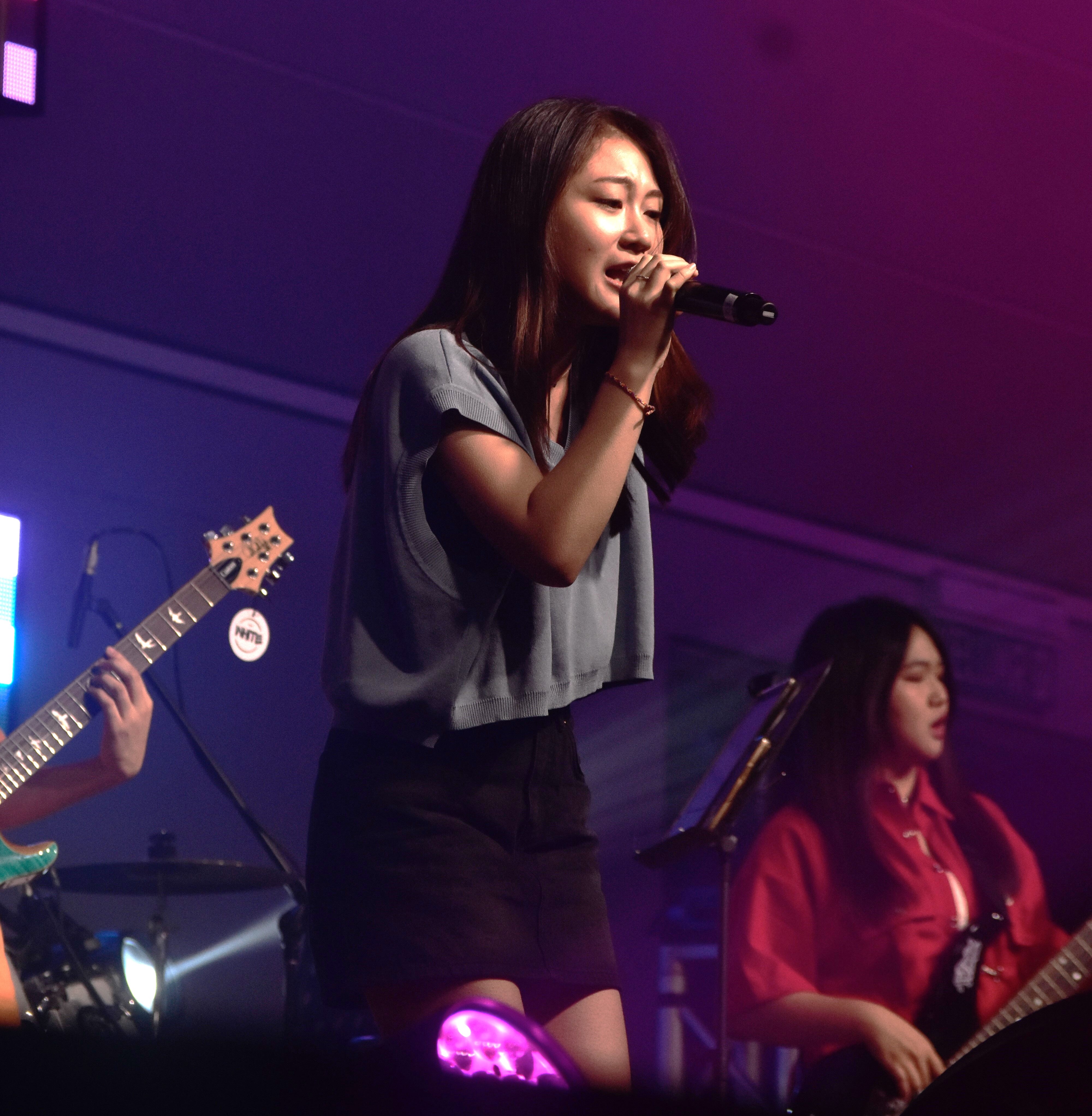 Some performances held during the concert