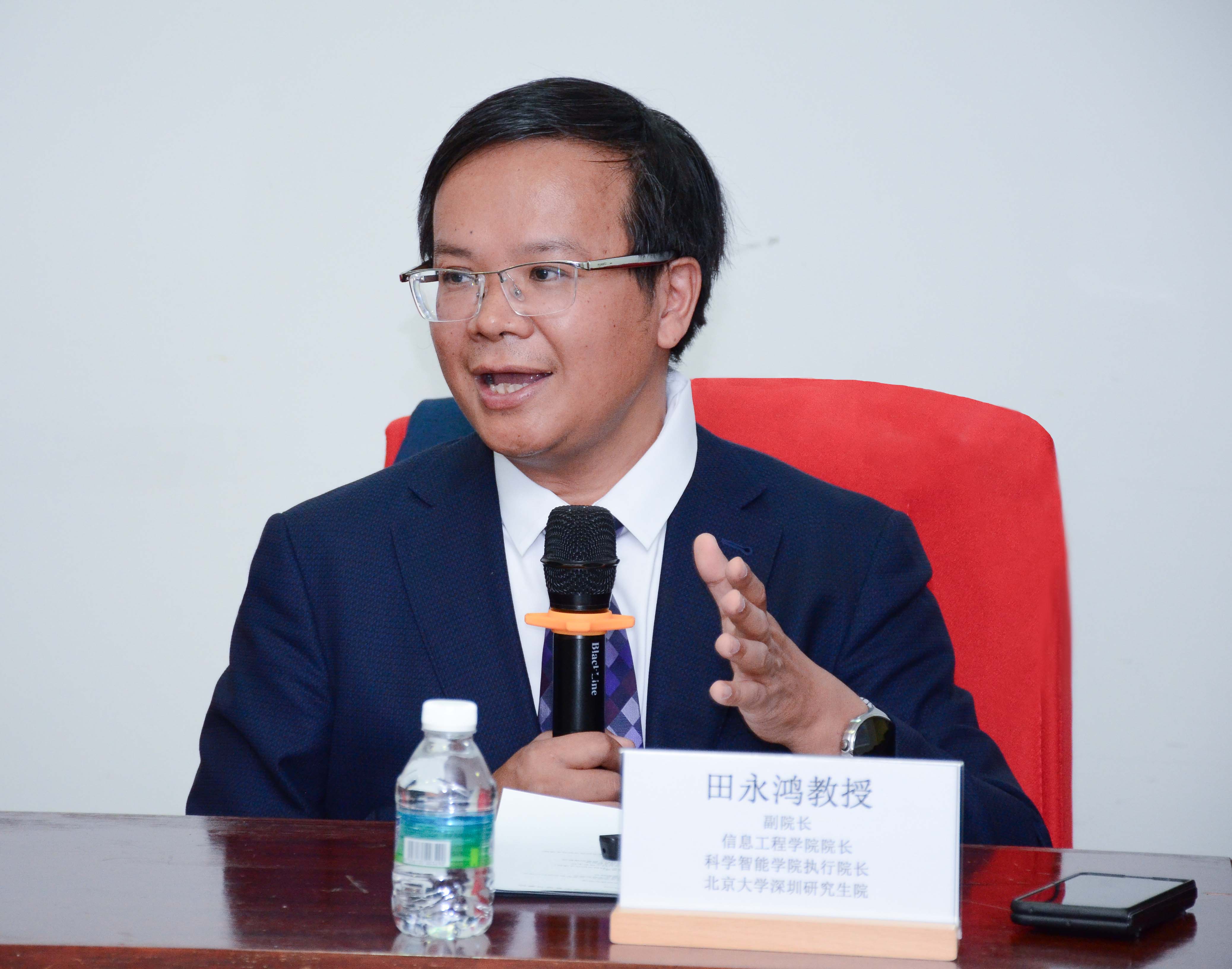 Prof Tian