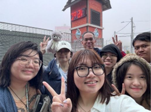 A glimpse into the engaging activities from the field trip