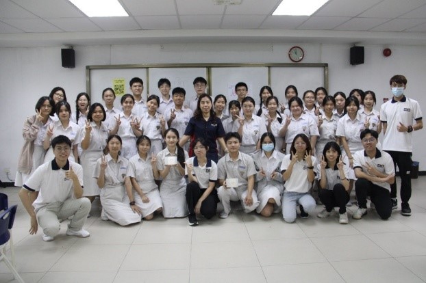 Business simulation workshop #$BizQuest: Crash or Crush? by Ms Lim 2