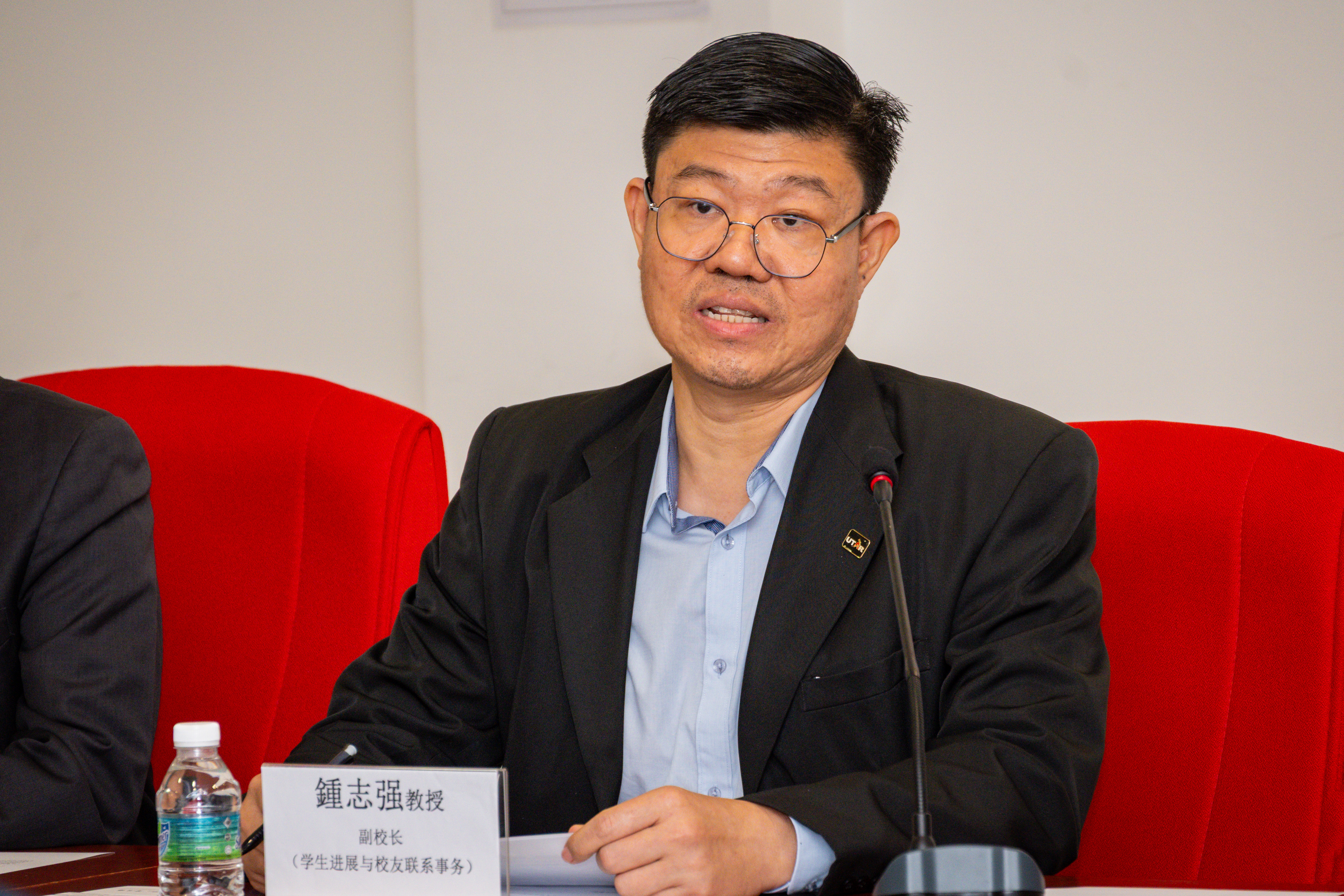 Prof Choong sharing his remarks on the renewed collaboration between UTAR and SUPSL