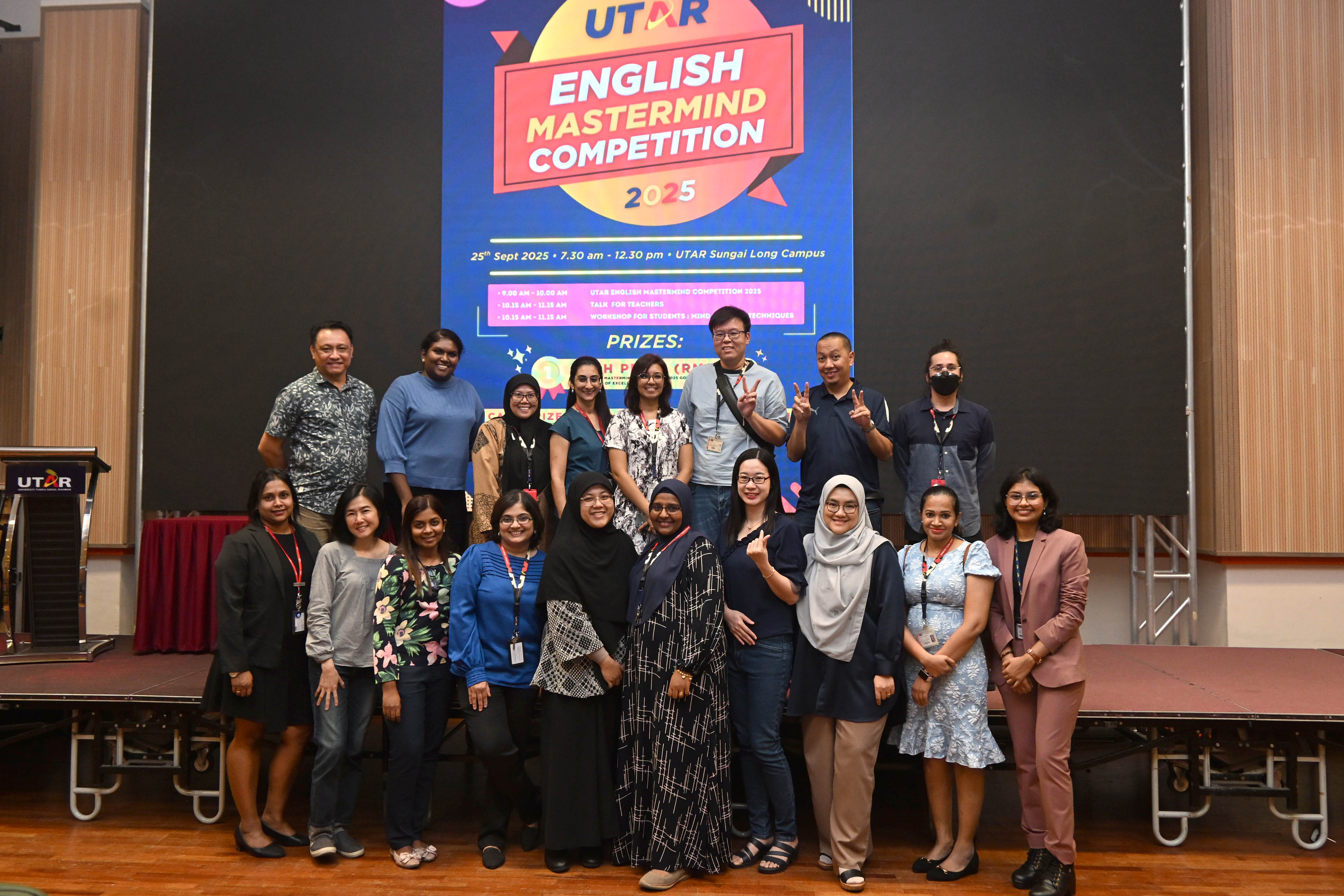 The organising committee members