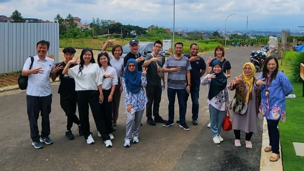 The UTAR delegation during a site visit to the latest residential development at Citraland Puncak Tidar Malang