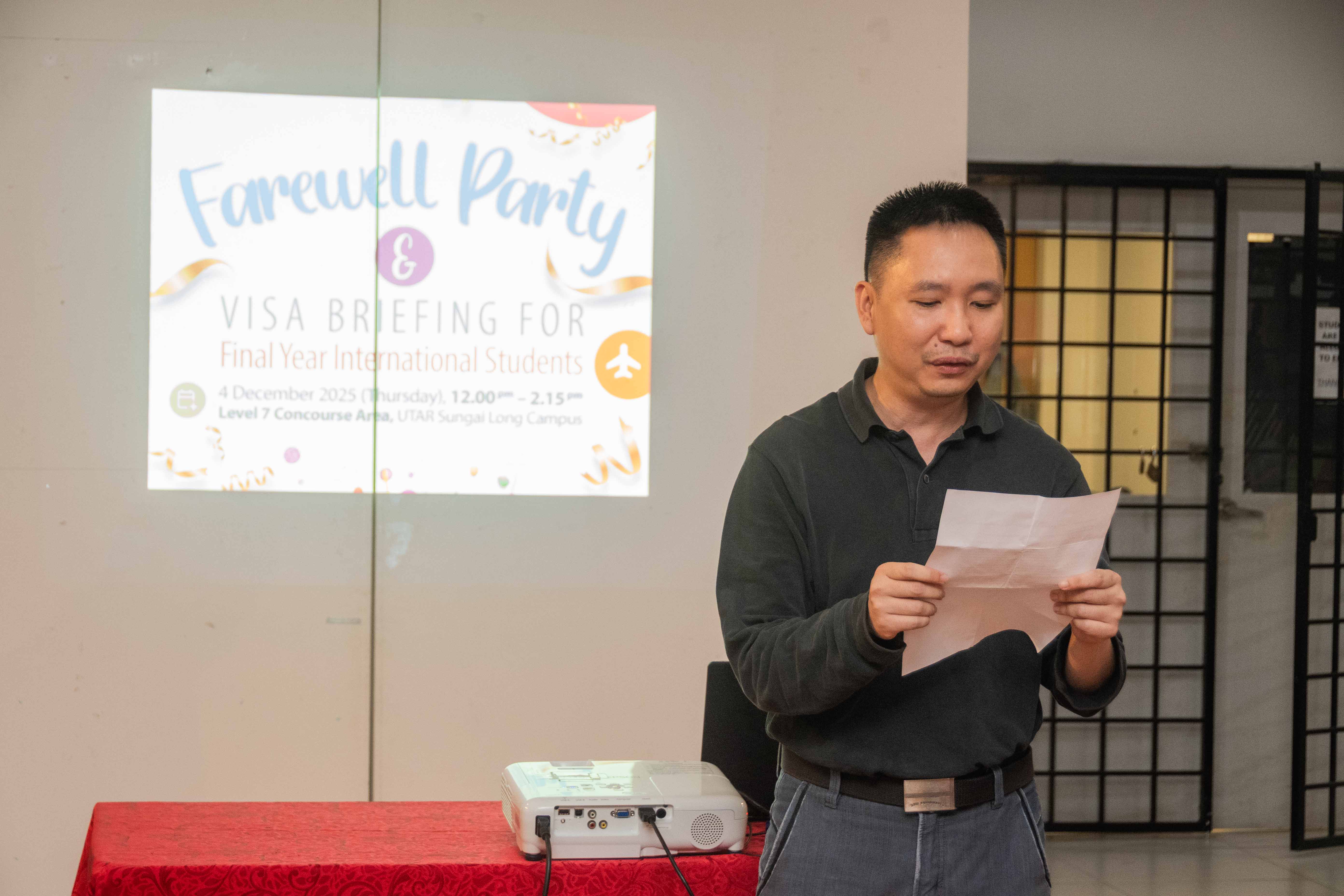 Mr Foo delivering opening remarks